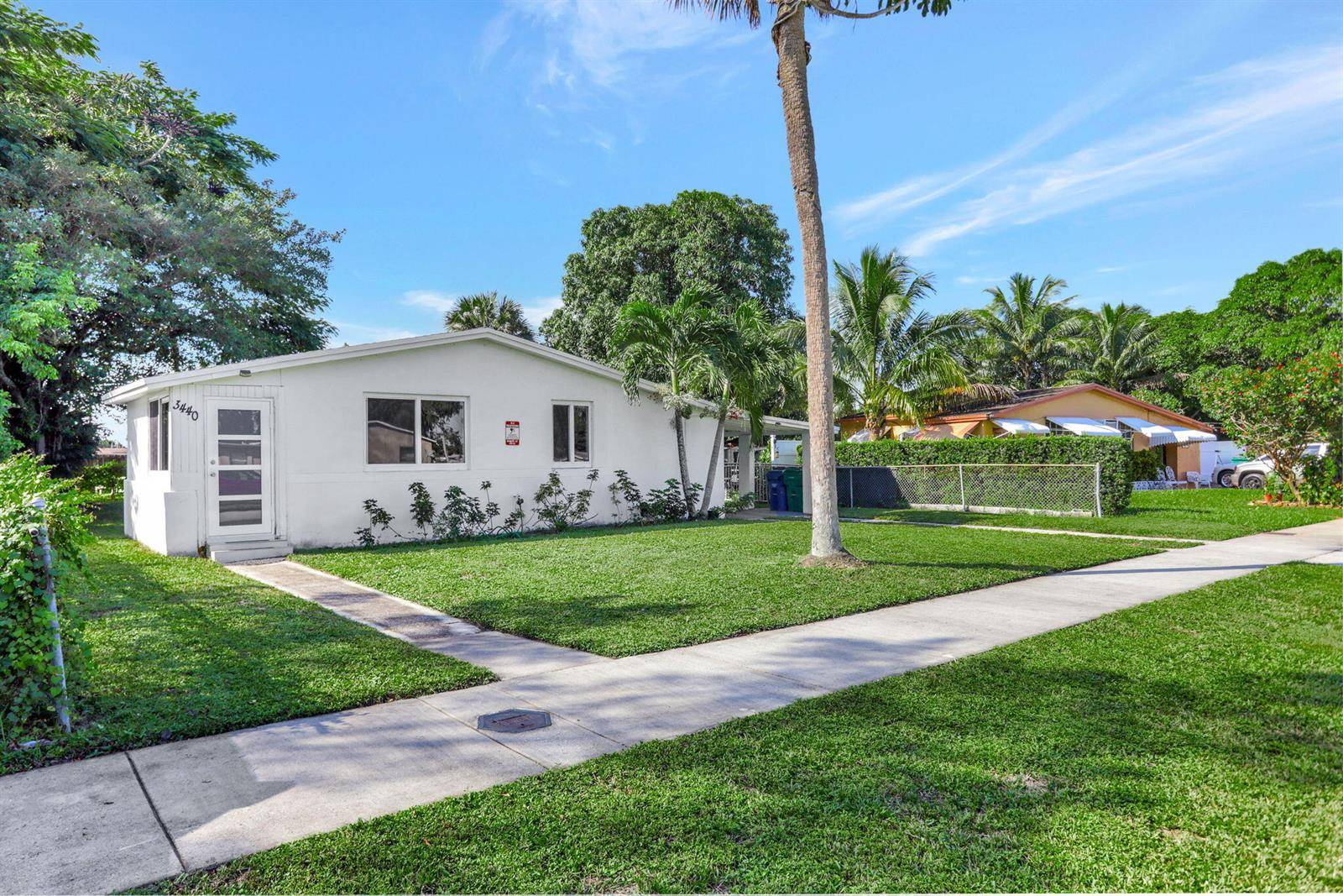 3440 NW 8thFort Lauderdale - picture