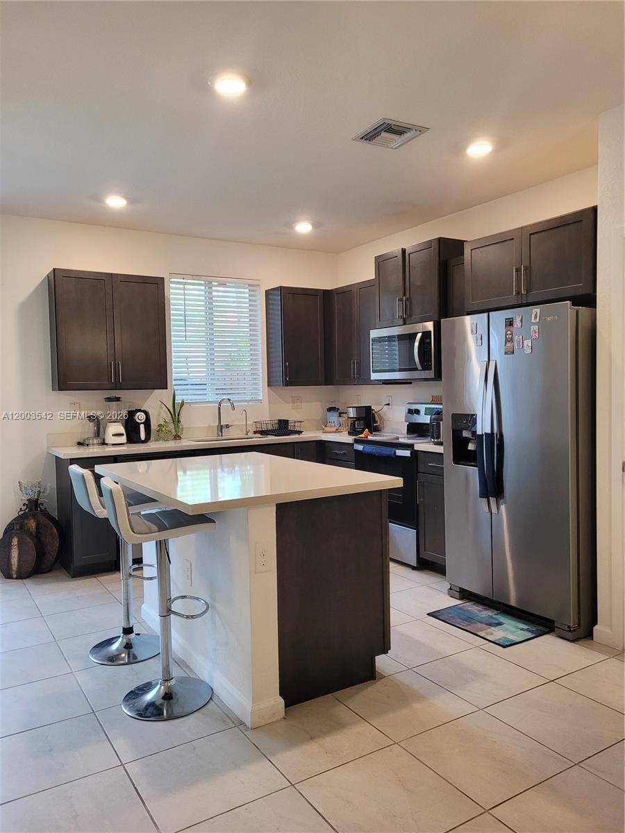 1015 SE 24th TerHomestead - picture