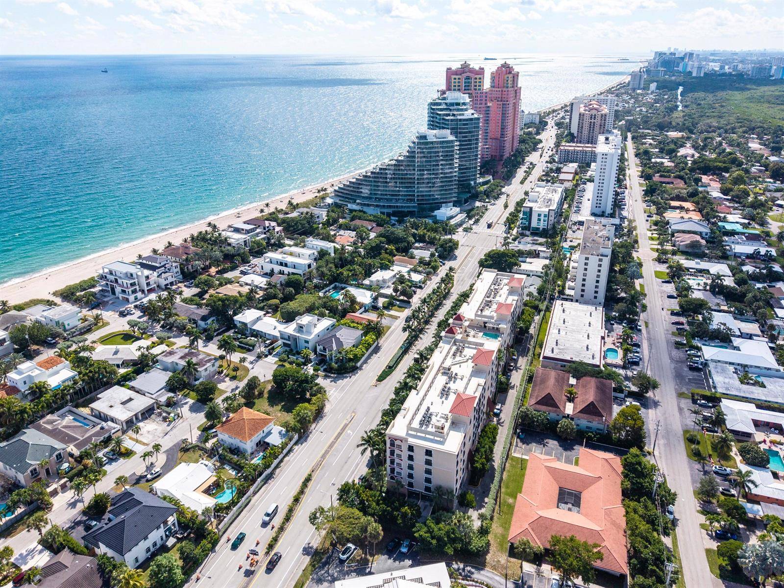 2509 N OceanFort Lauderdale - FOUNTAINS ON OCEAN BOULEVA condo unit 676 - picture