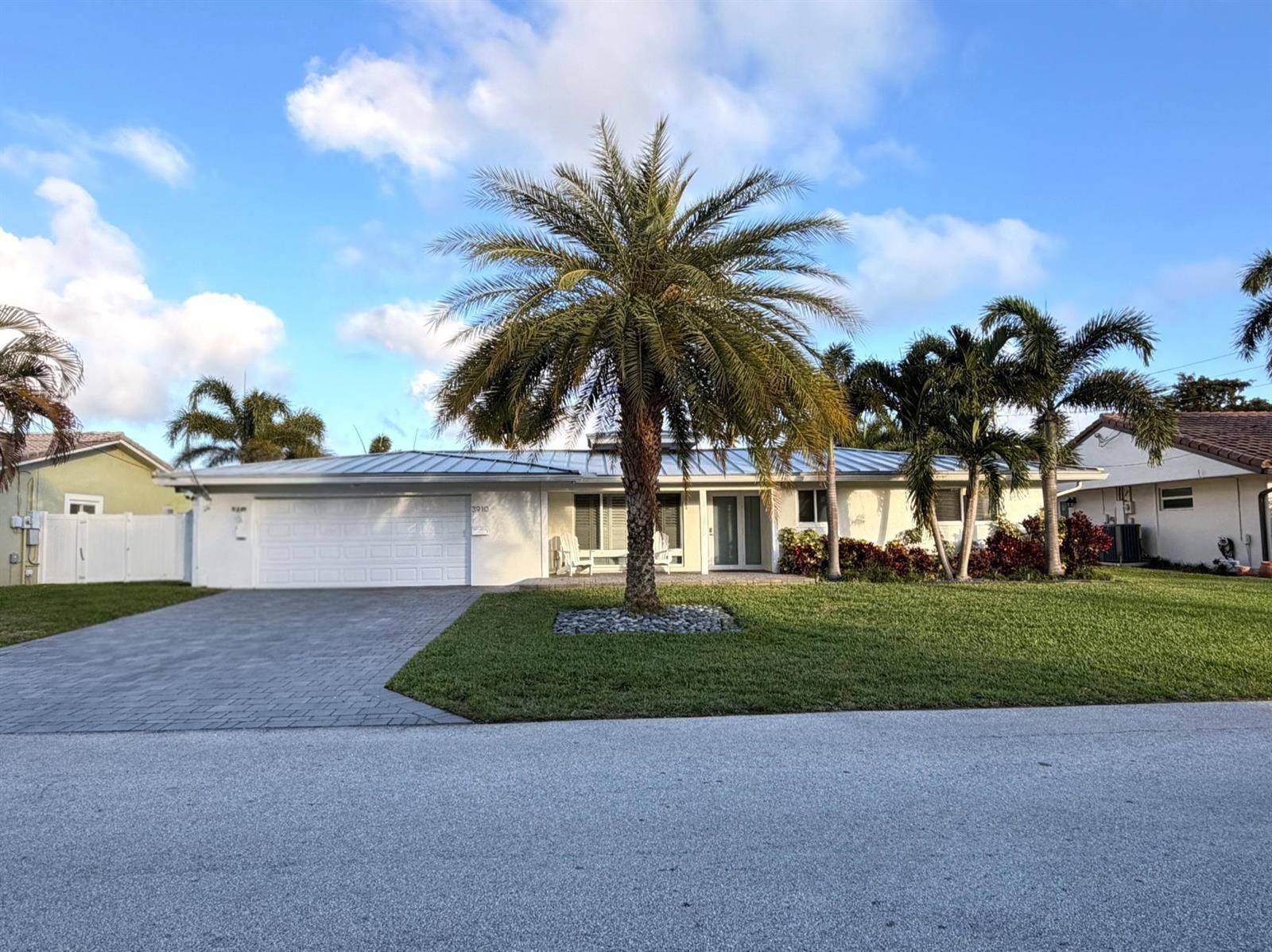 3910 NE 26thLighthouse Point - picture