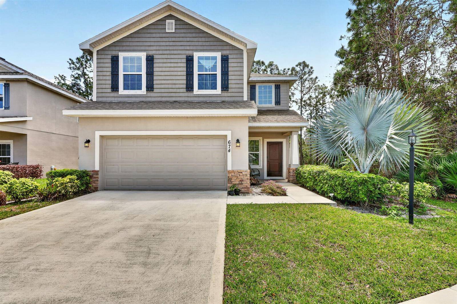 674 NE TurtlebackPort St. Lucie - picture