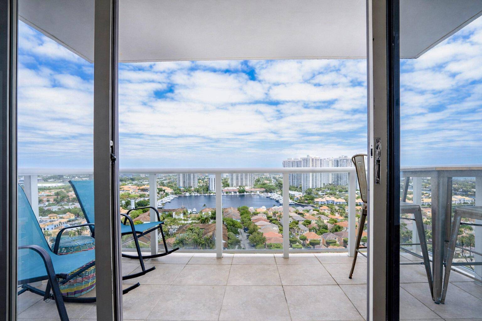 3675 N Country ClubAventura - AVENTURA ELDORADO CONDO condo unit 2401 - picture