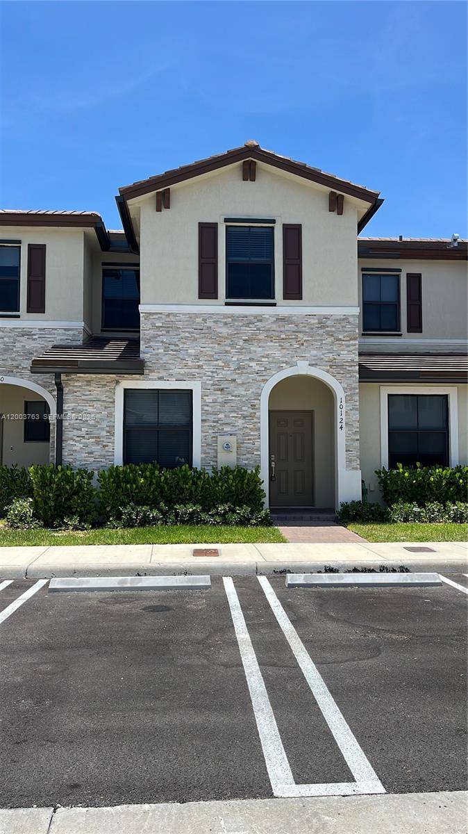 10124 SW 228th TerMiami - picture