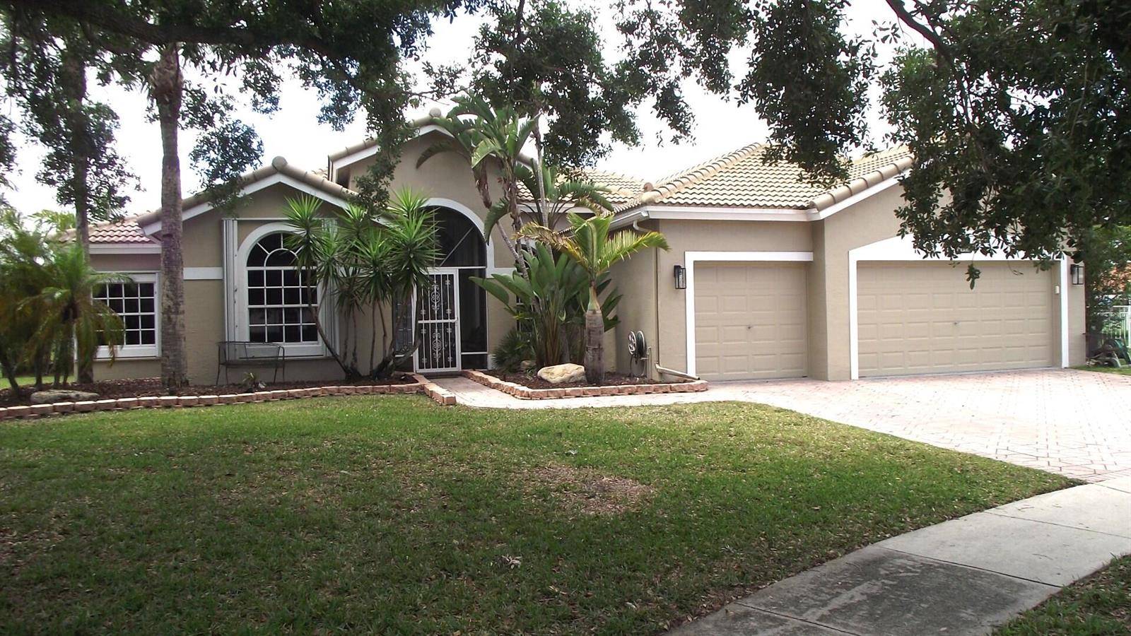 3945 Diamond ChipWellington - picture