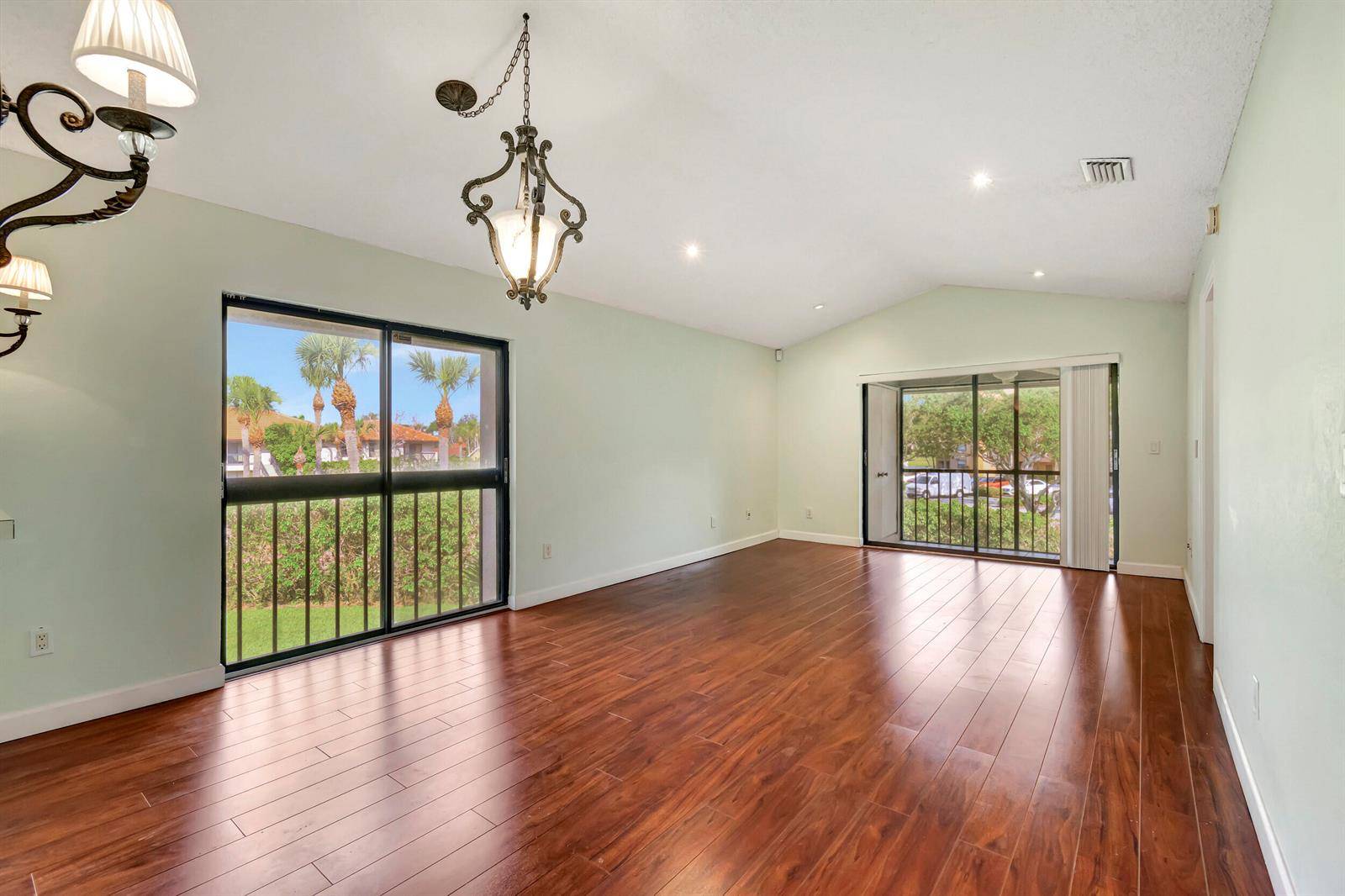 351 ClubBoca Raton - SAN REMO GOLF & TENNIS CLU,San Remo Golf and Te condo unit 207 - picture