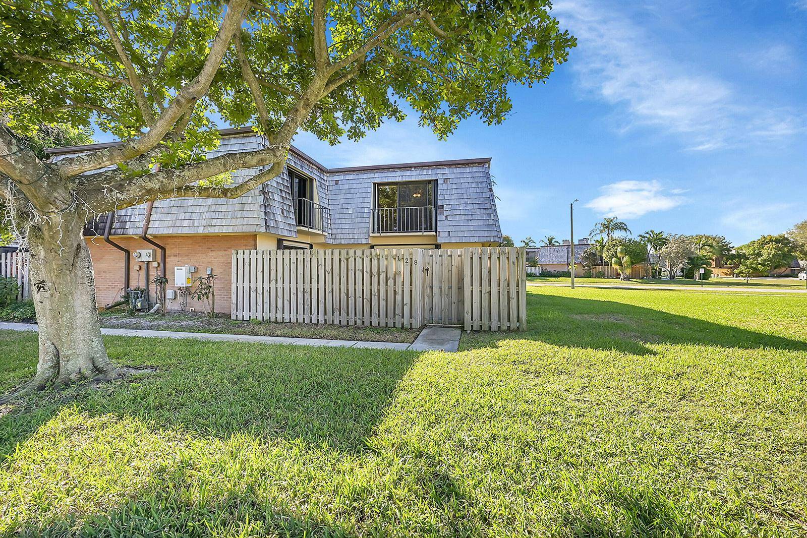 128 Lake ArborPalm Springs - picture