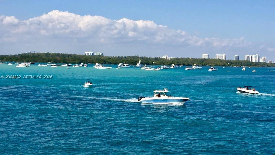 286 Bal Bay DrBal Harbour - WATERS EDGE HOUSE CONDO condo unit 2B - picture