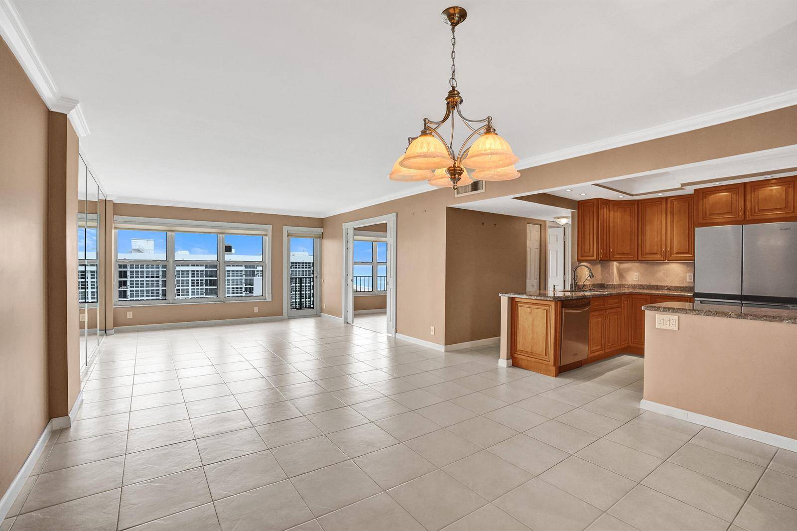 405 N OceanPompano Beach - PARLIAMENT HOUSE CONDO condo unit 1803 - picture