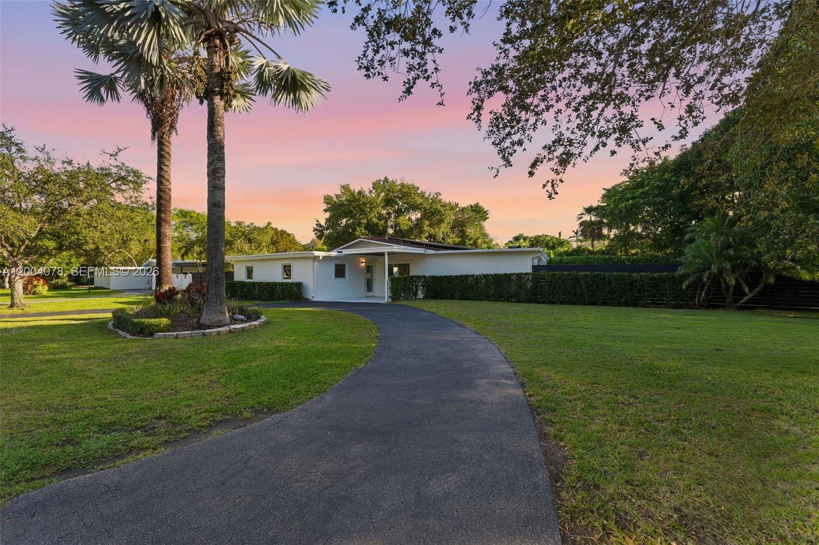 13225 SW 83rd CtPinecrest - picture