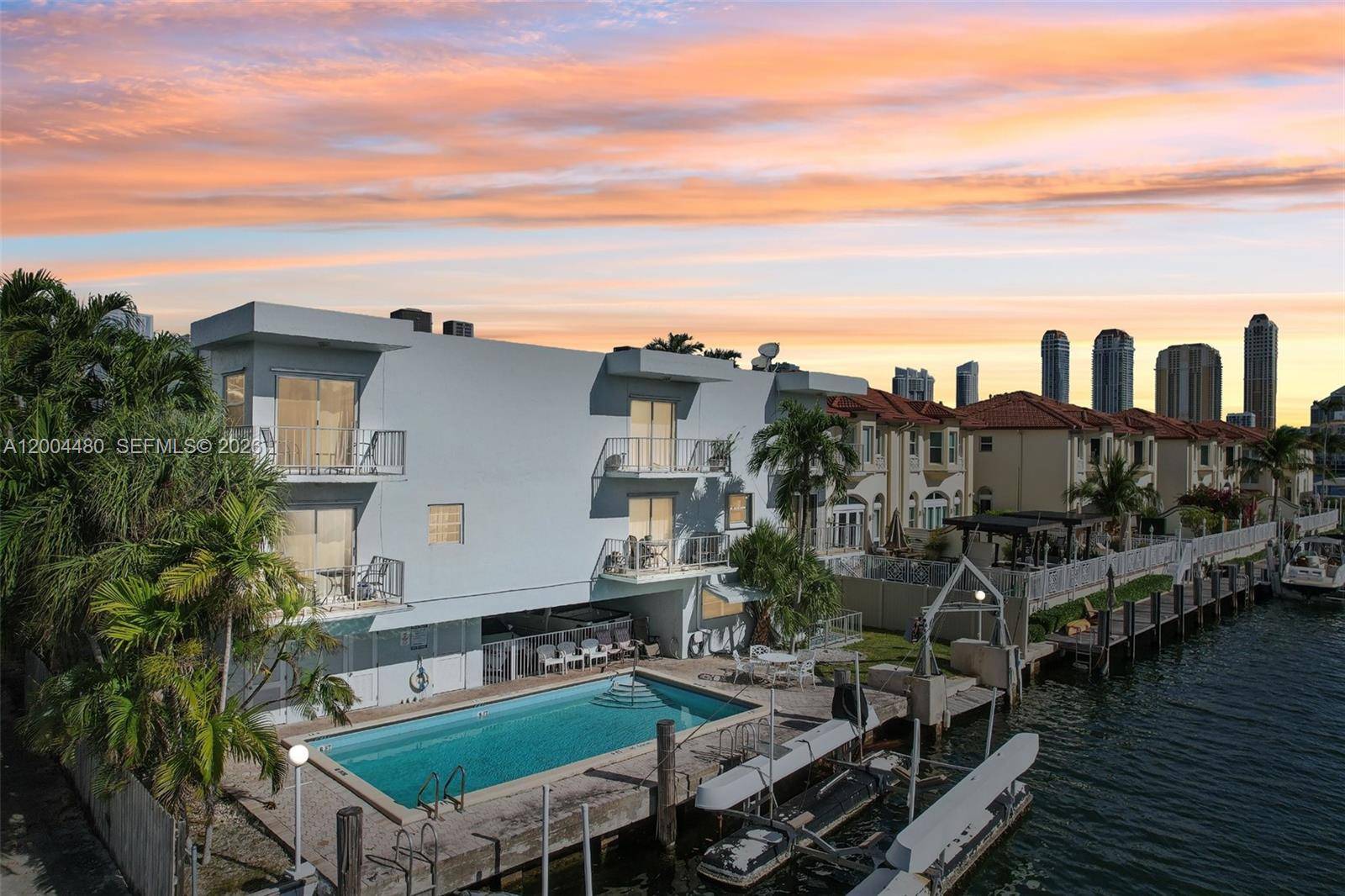 3862 NE 171st StNorth Miami Beach - 3862 BLDG CONDO condo unit E - picture