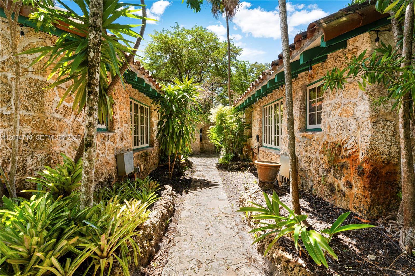 1301 Milan AveCoral Gables - picture