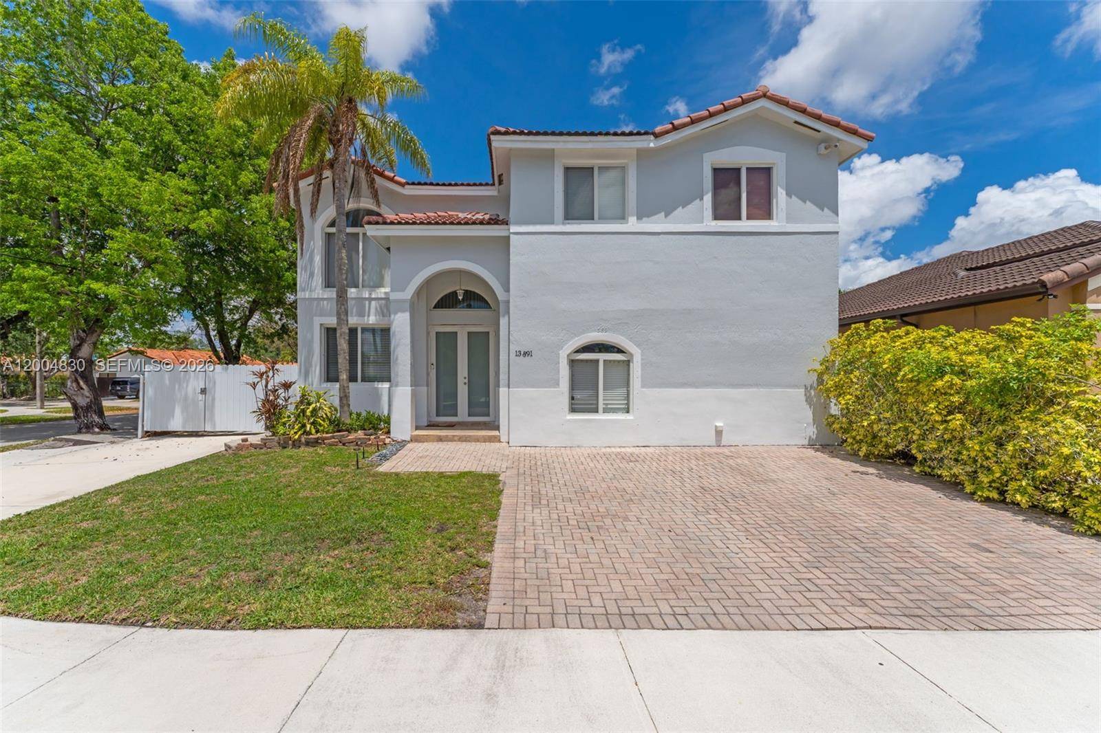 13891 SW 39th TerMiami - picture