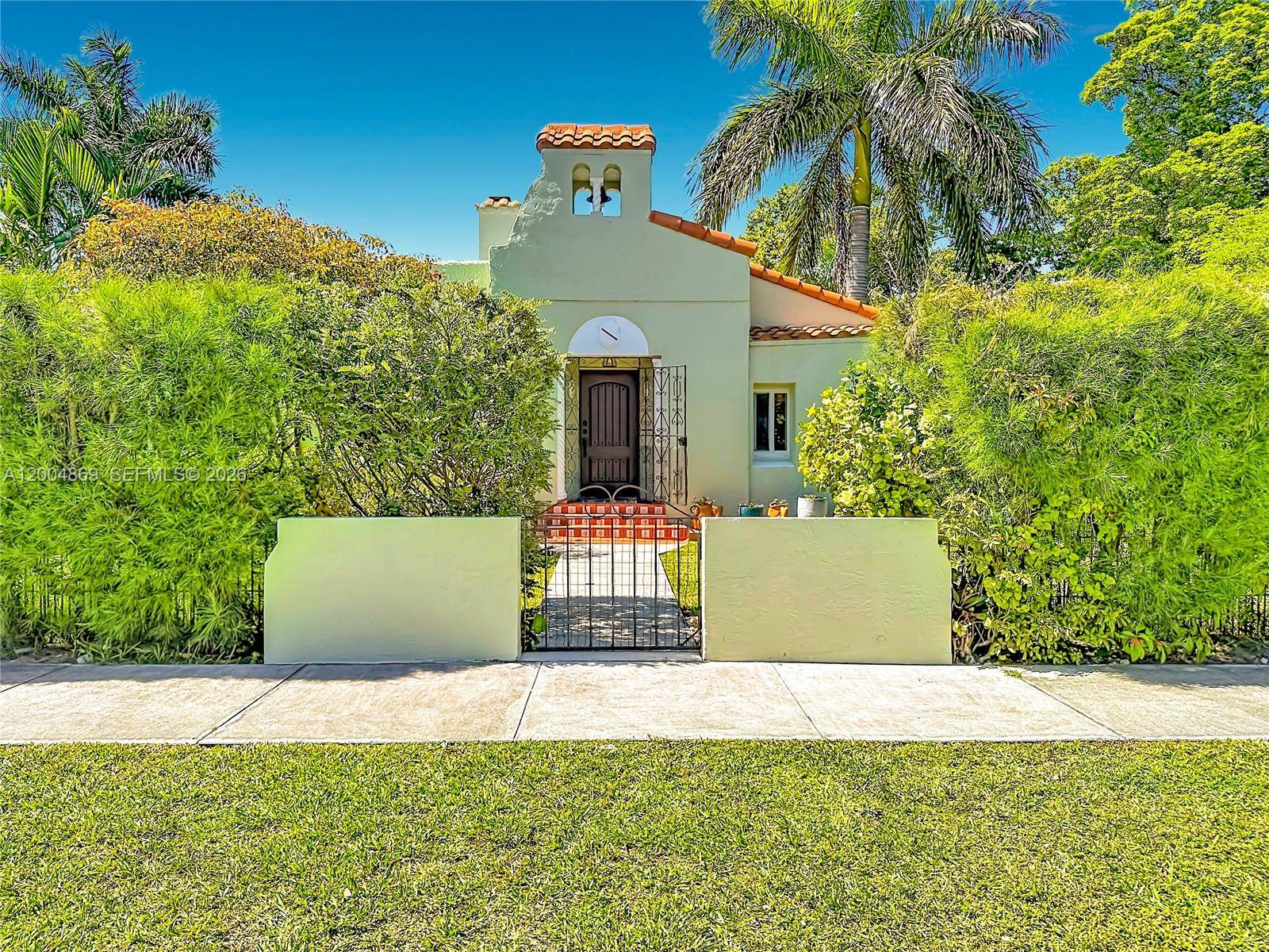 1029 Harrison StHollywood - picture
