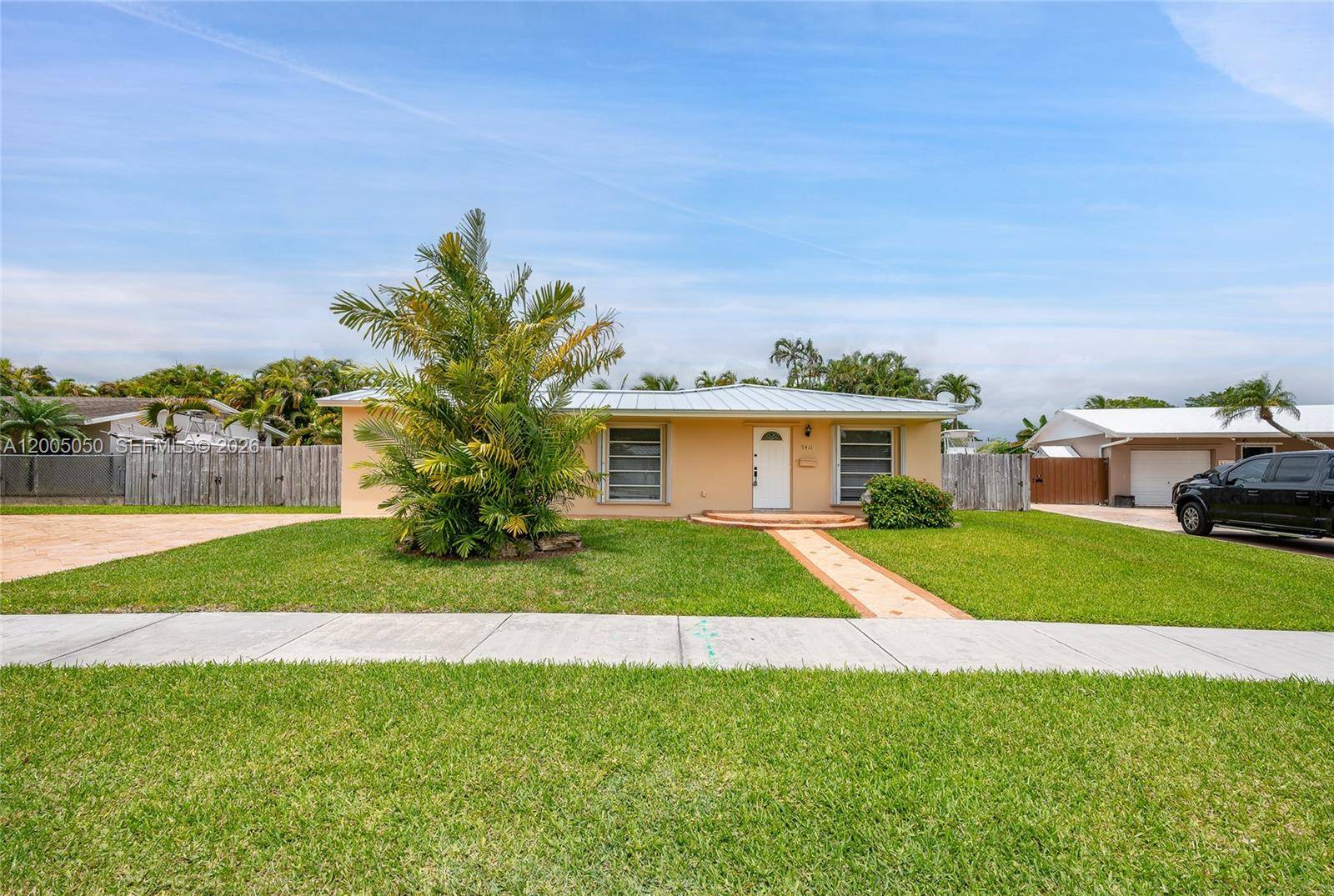 9411 SW 185th TerCutler Bay - picture