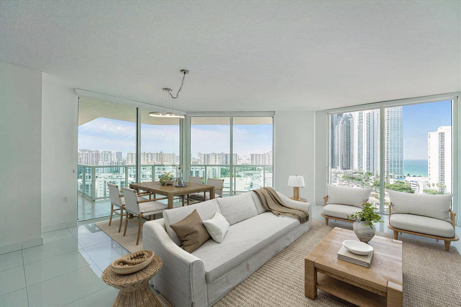 200 Sunny IslesSunny Isles Beach - ST TROPEZ ON THE BAY II CO condo unit 2-1701 - picture