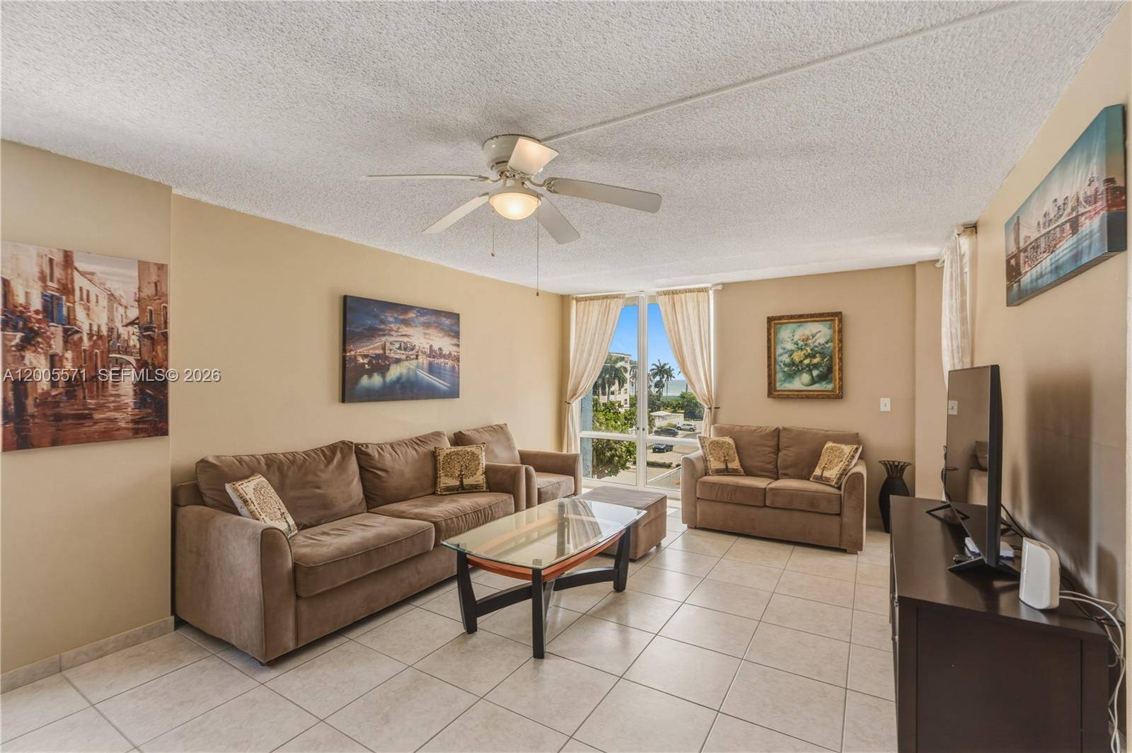 1600 S Ocean DrHollywood - ALLINGTON TOWERS CONDO condo unit 4G (Available Jan 16) - picture