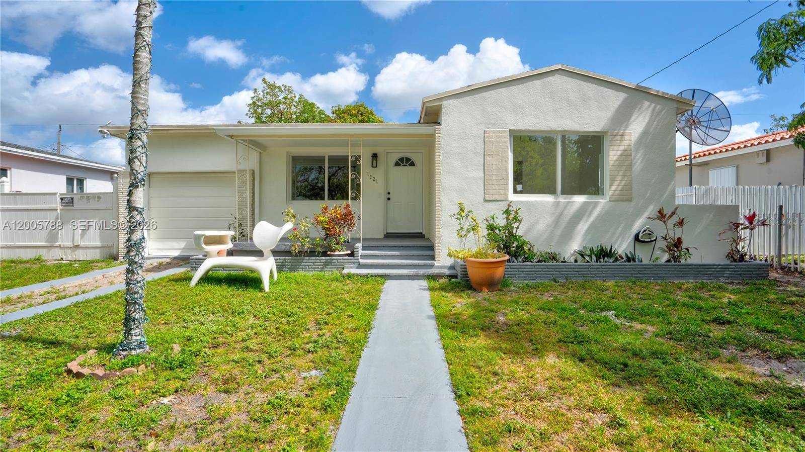 1921 NE 158th StNorth Miami Beach - picture