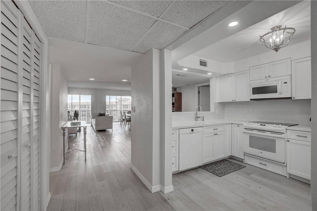 2871 N OceanBoca Raton - SAN REMO CONDO,San Remo condo unit C519 - picture
