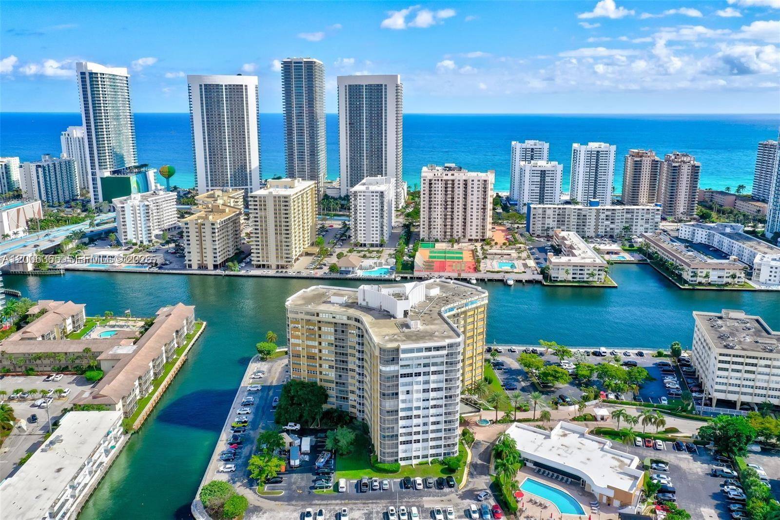 100 Golden Isles DrHallandale Beach - Condo 5+ Stories,Condo condo unit 810 - picture
