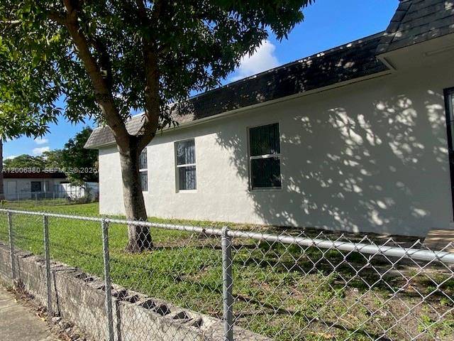 3929 NW 207th St RdMiami Gardens - picture