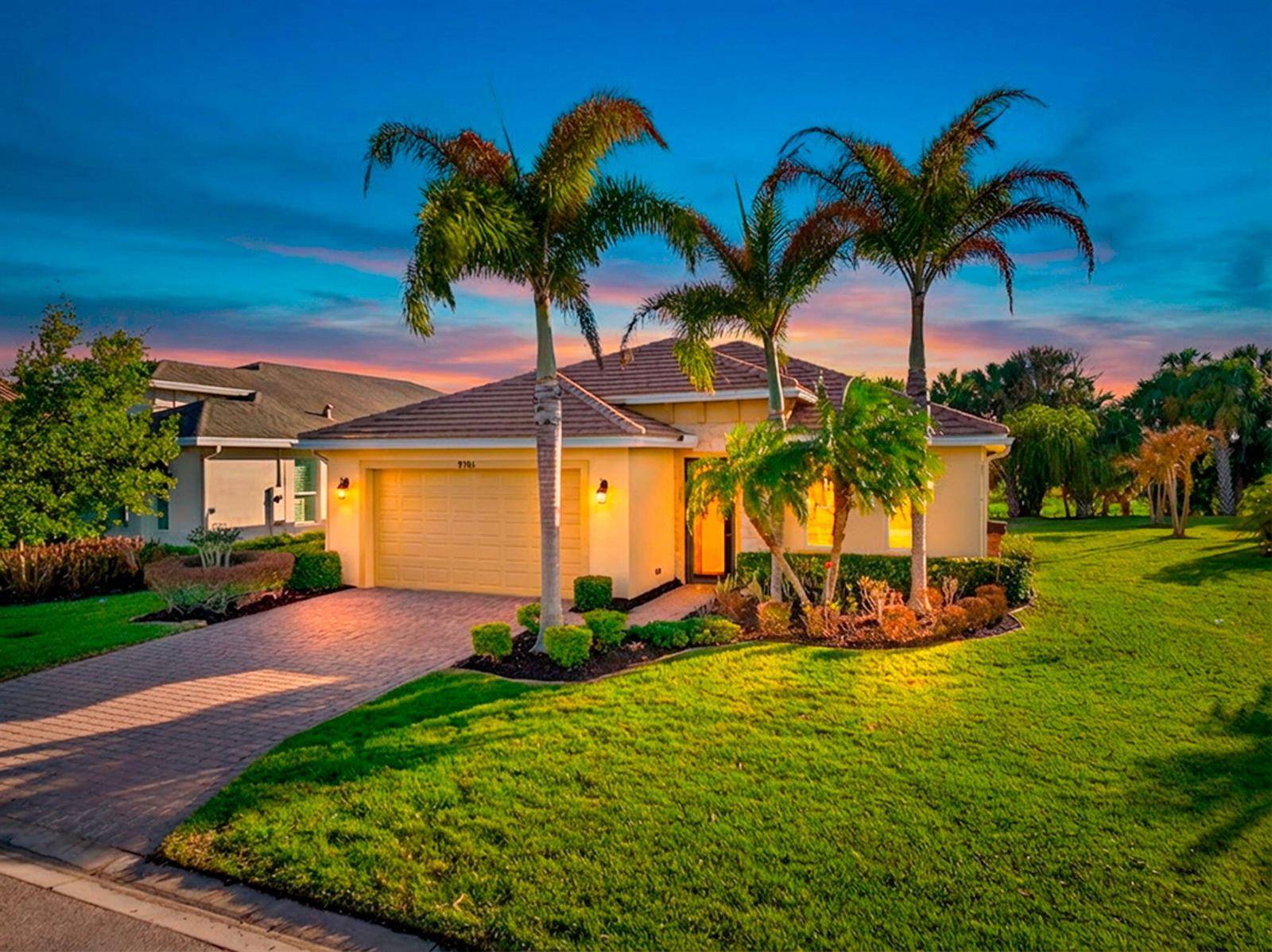 9701 SW Royal PoincianaPort St. Lucie - picture