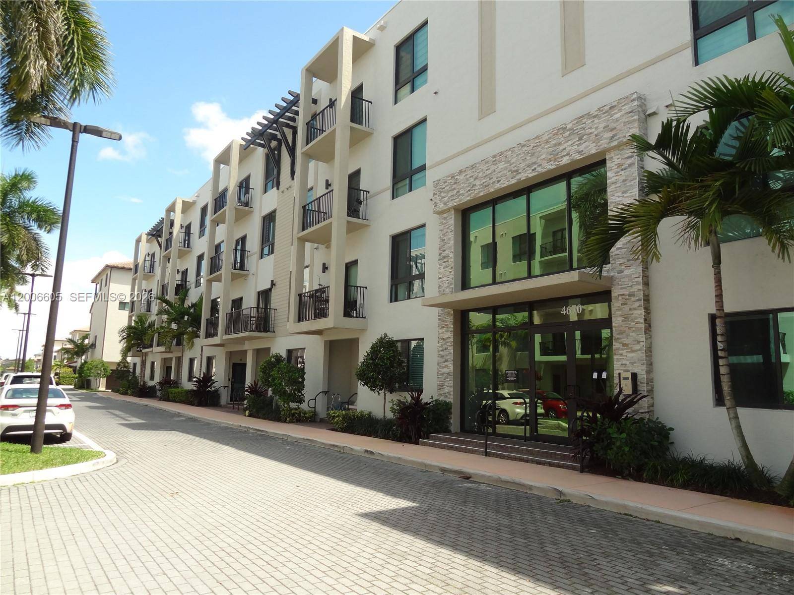 4670 NW 84th AveDoral - Condo/Co-Op/Annual,Condo condo unit 44 - picture