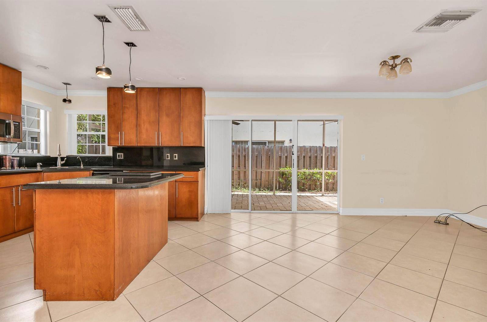 5486 NW 44thCoconut Creek - picture