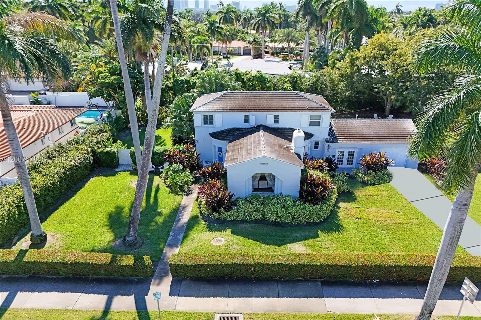 940 Hollywood BlvdHollywood - picture