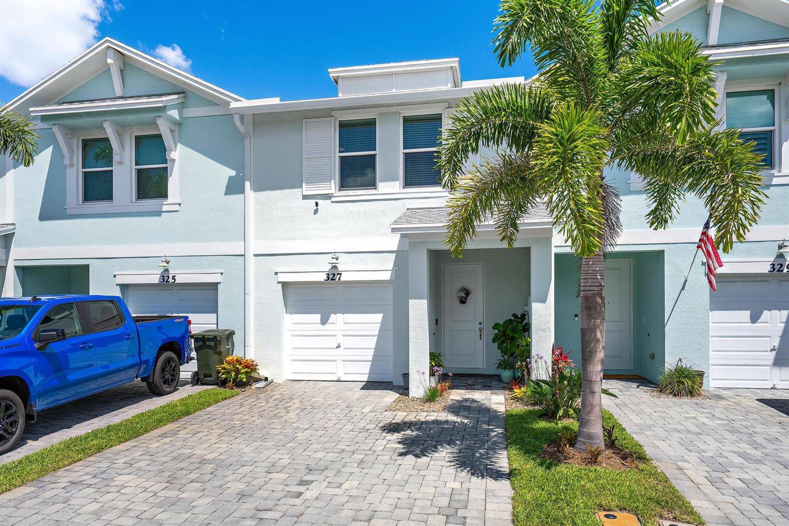 327 SE HalifaxStuart - picture