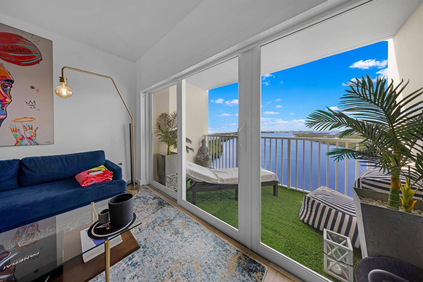 300 BayviewSunny Isles Beach - ARLEN HOUSE CONDO condo unit 1614 - picture