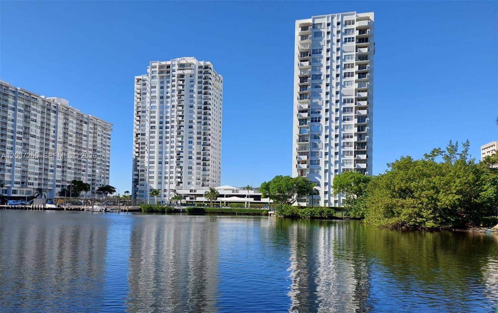 2750 NE 183rd StAventura - Condo/Co-Op/Annual,Condo condo unit 1405 - picture