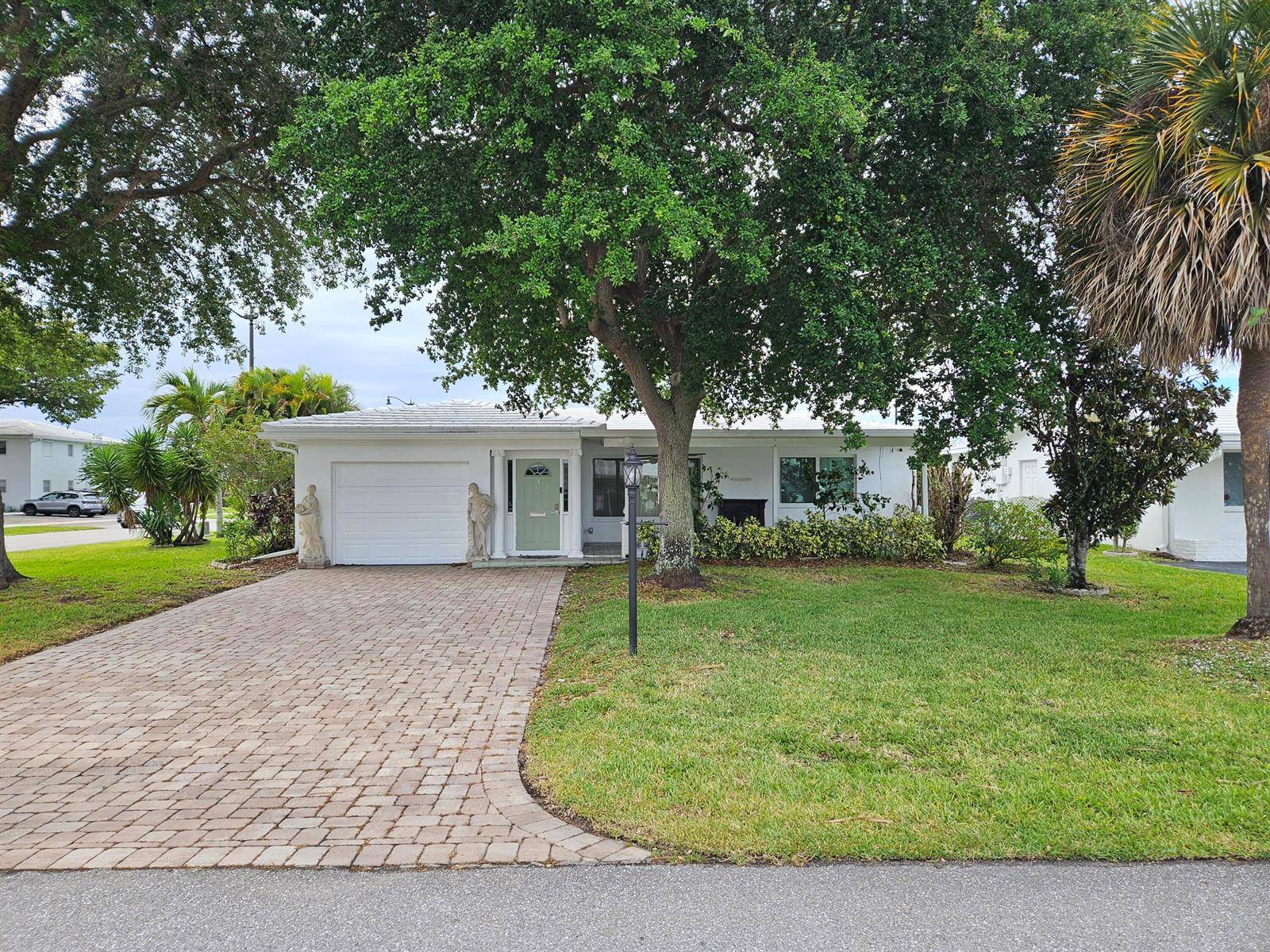 391 LeisurePompano Beach - picture