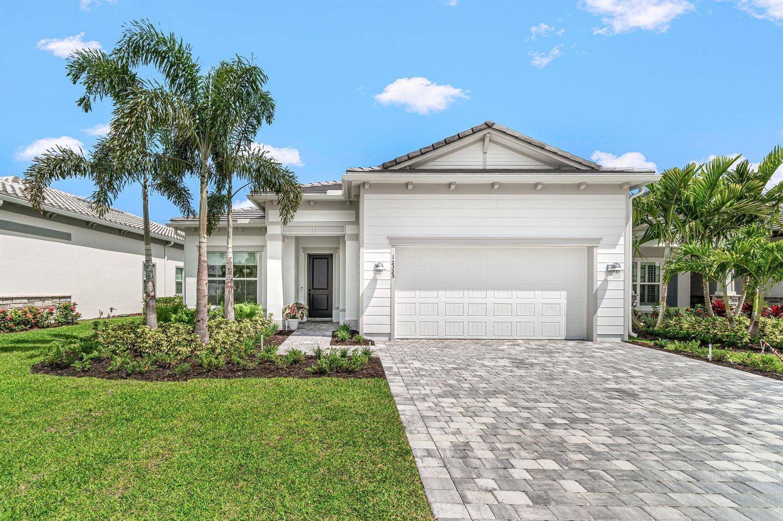 12325 FrontlinePalm Beach Gardens - picture