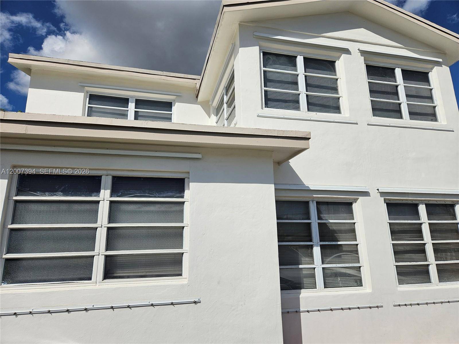 3431-3433 SW 4th StMiami - picture