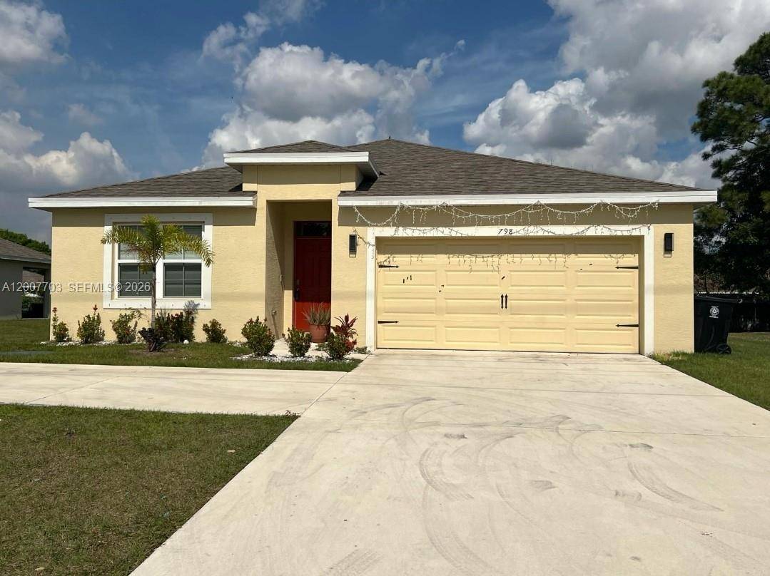 798 NW Bayshore BlvdPort St. Lucie - picture