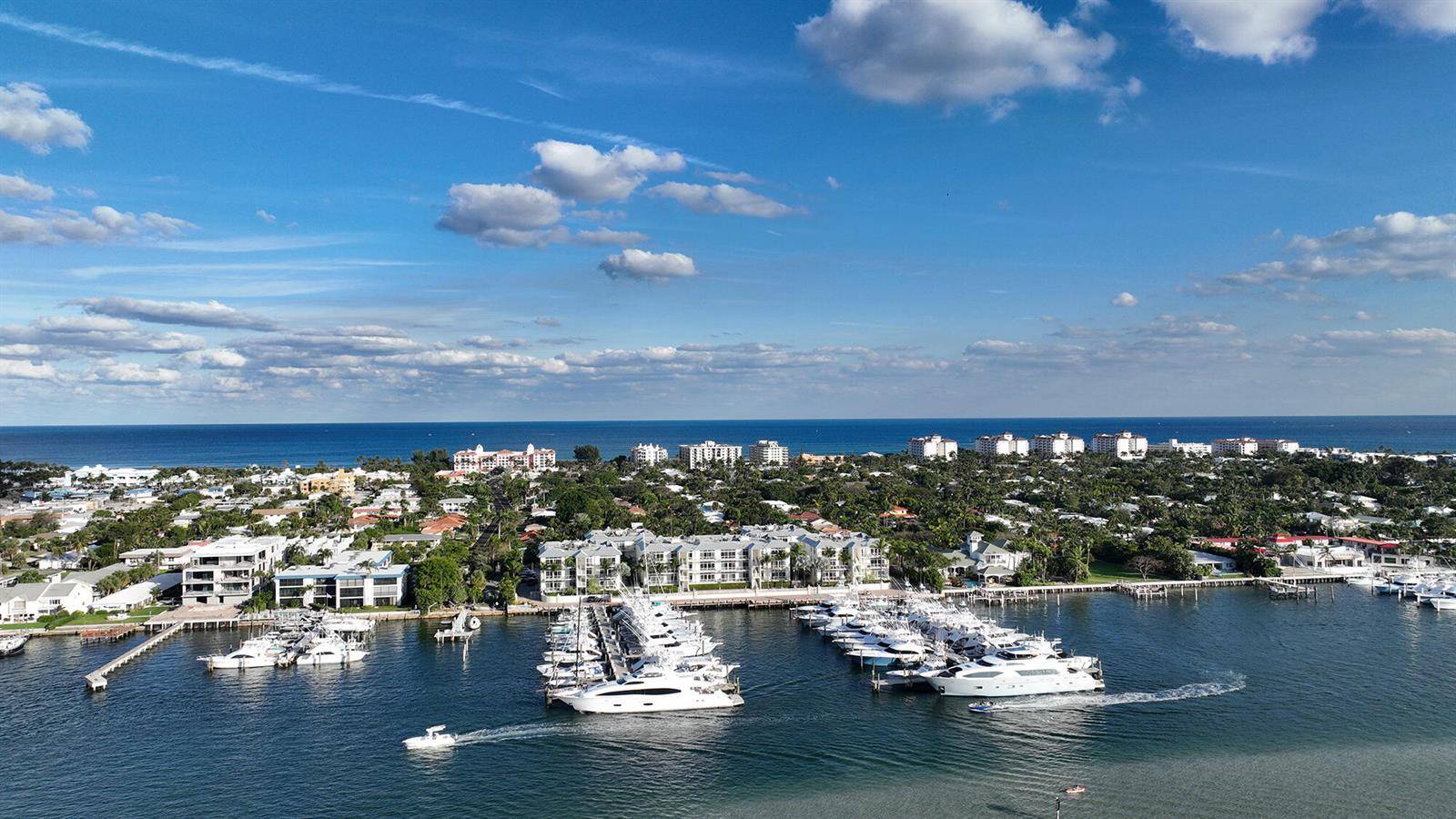 182 LakePalm Beach Shores - HAVN RESIDENCES & YACHT CL,HAVN Residences & Ya condo unit 5202 - picture