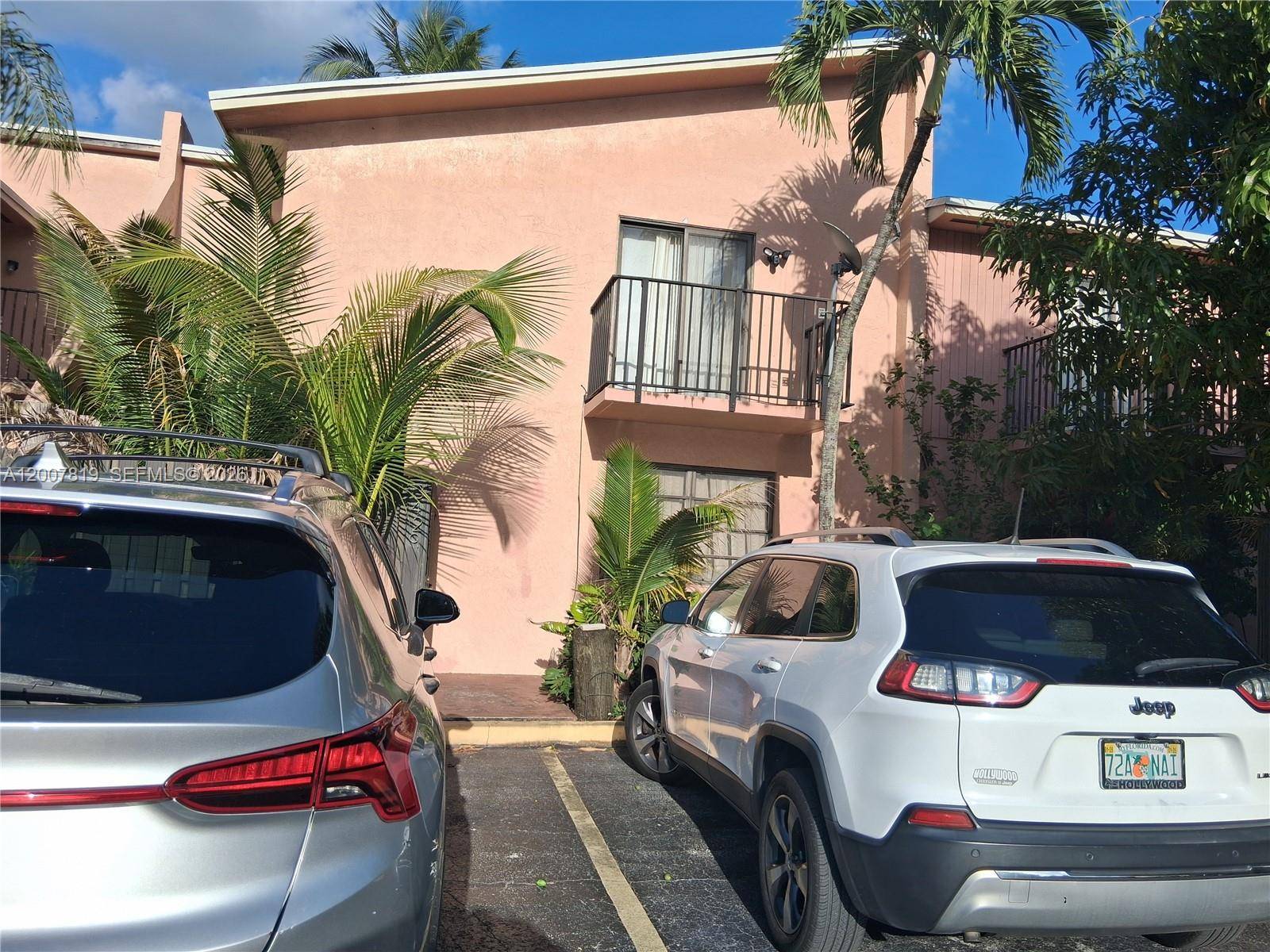 3429 SW 52nd AvePembroke Park - picture