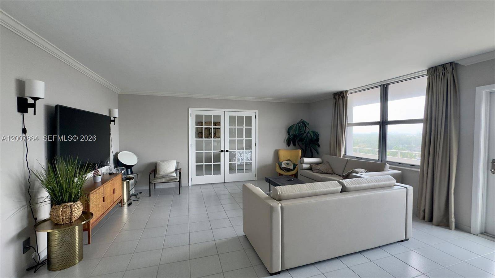 9225 Collins AveSurfside - Condo/Co-Op/Annual,Condo condo unit 812 - picture