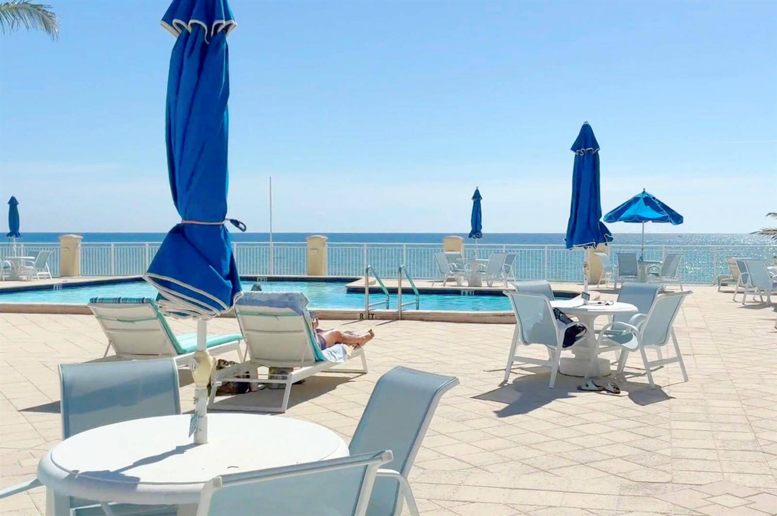 3475 S OceanPalm Beach - LA BONNE VIE,LA BONNE VIE CONDO condo unit 116 - picture