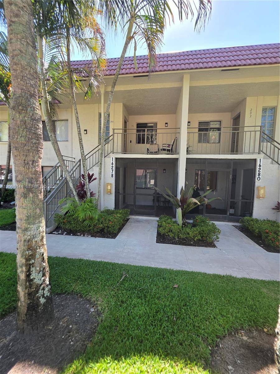 16278 Laurel DrWeston - SADDLE CLUB GARDEN APTS A condo unit #202 - picture