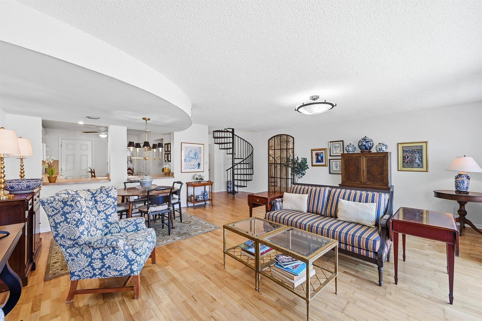 670 Tennis ClubFort Lauderdale - TENNIS CLUB DAVIS CONDO condo unit 303 - picture