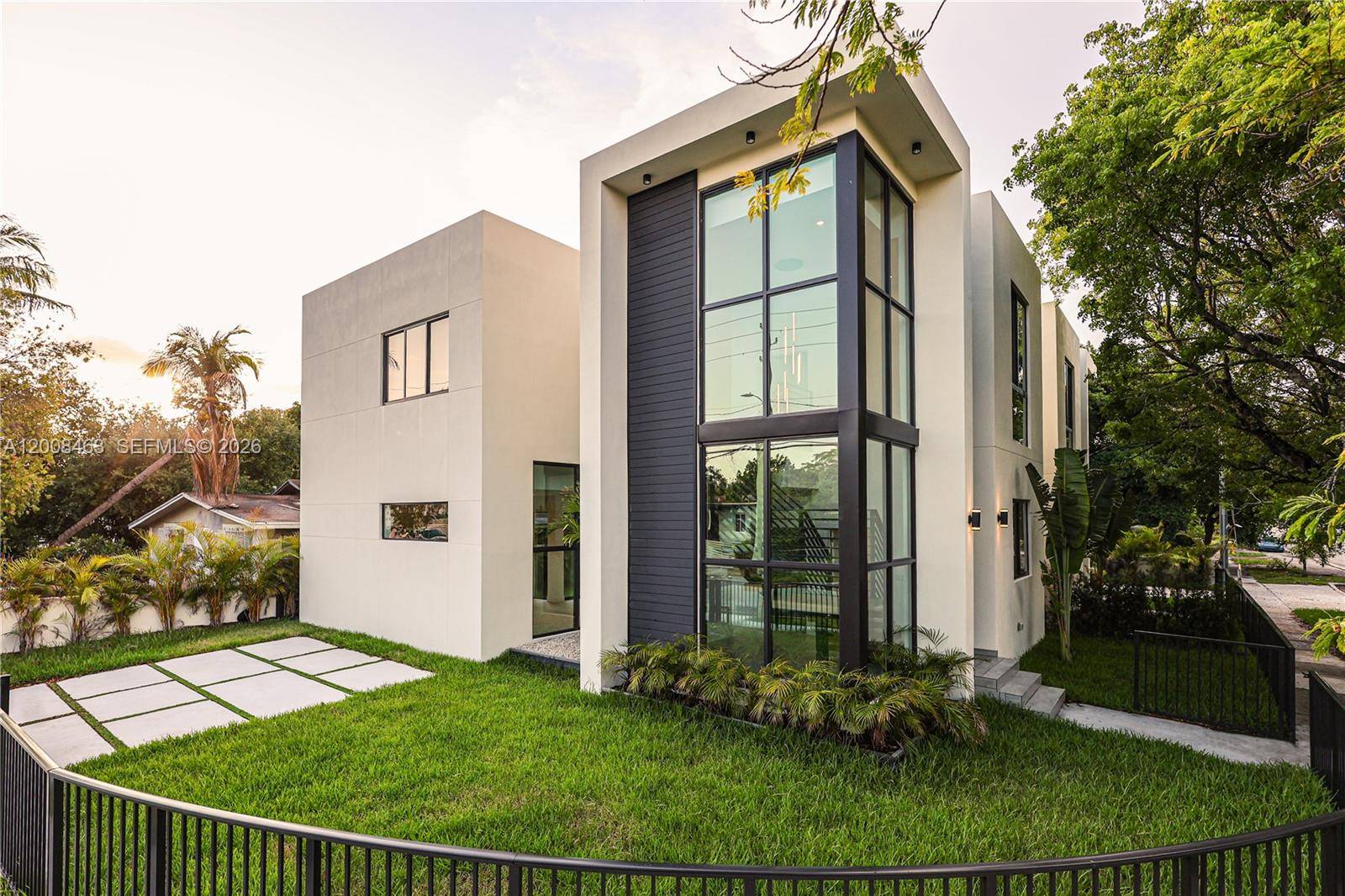 5800 NW 5th Ave #5800Miami - picture