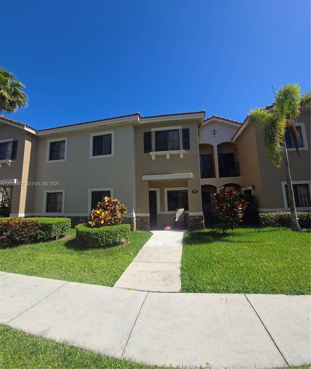 22911 SW 88th PlCutler Bay - Townhouse condo unit 5-21 - picture