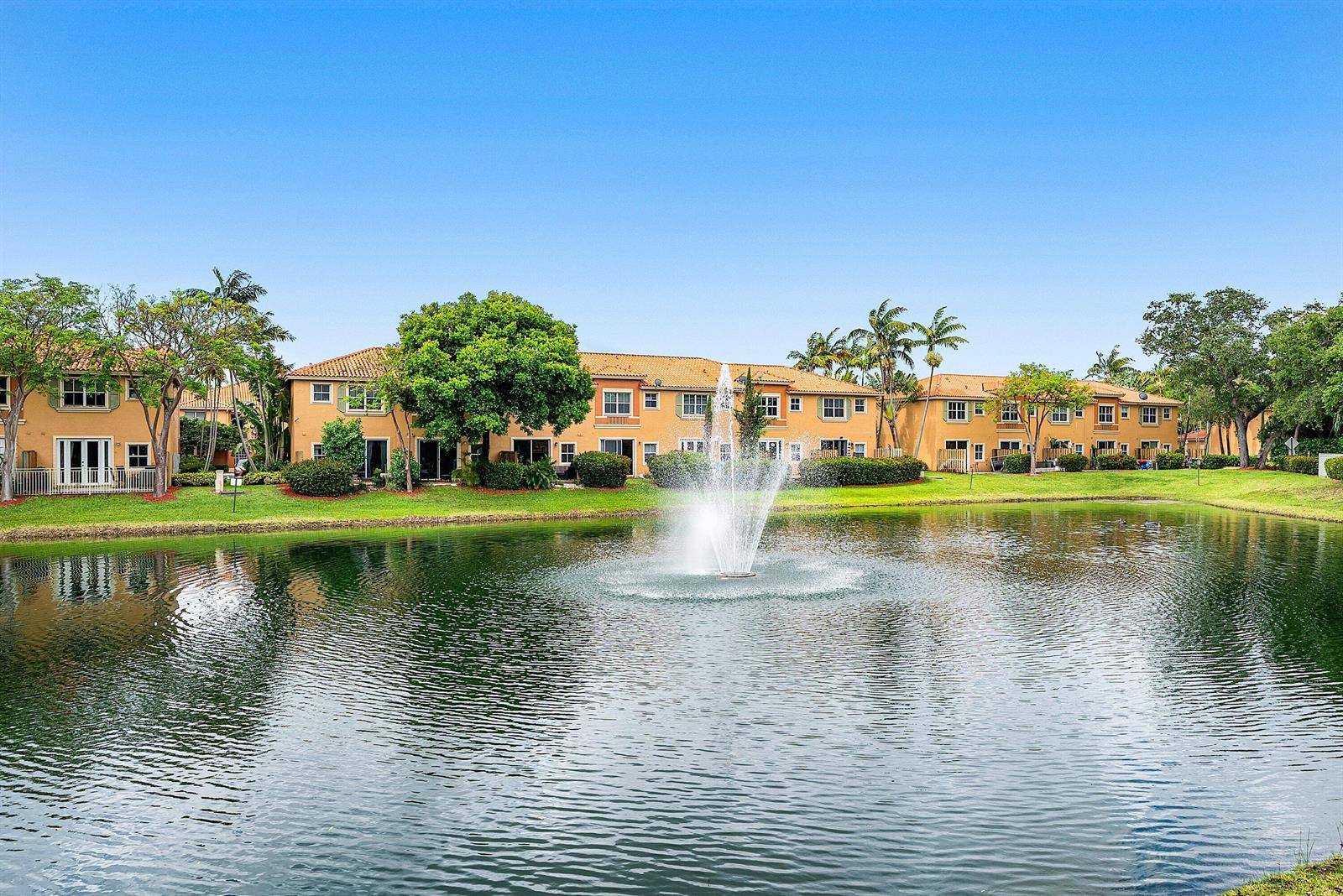 2280 AnchorDania Beach - VILLAS AT HARBOR ISLES CON,VILLAS @ HARBOR ISLE condo unit 2606 - picture