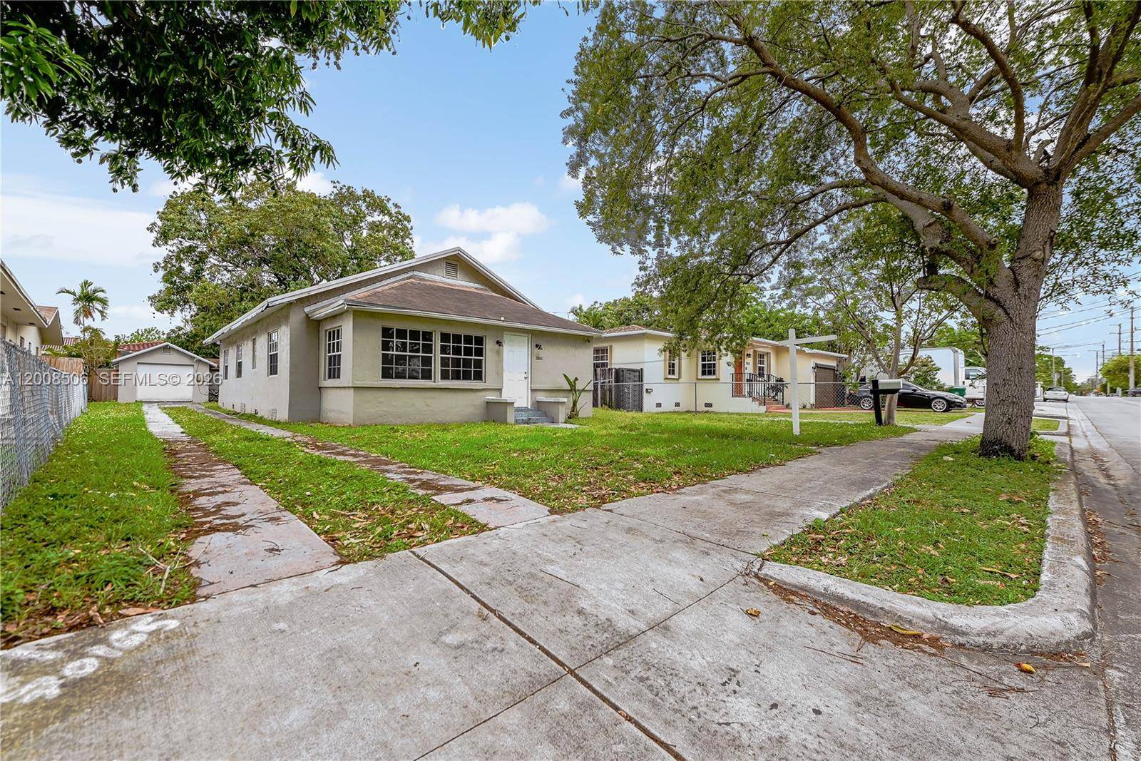 2800 SW 16th TerMiami - picture