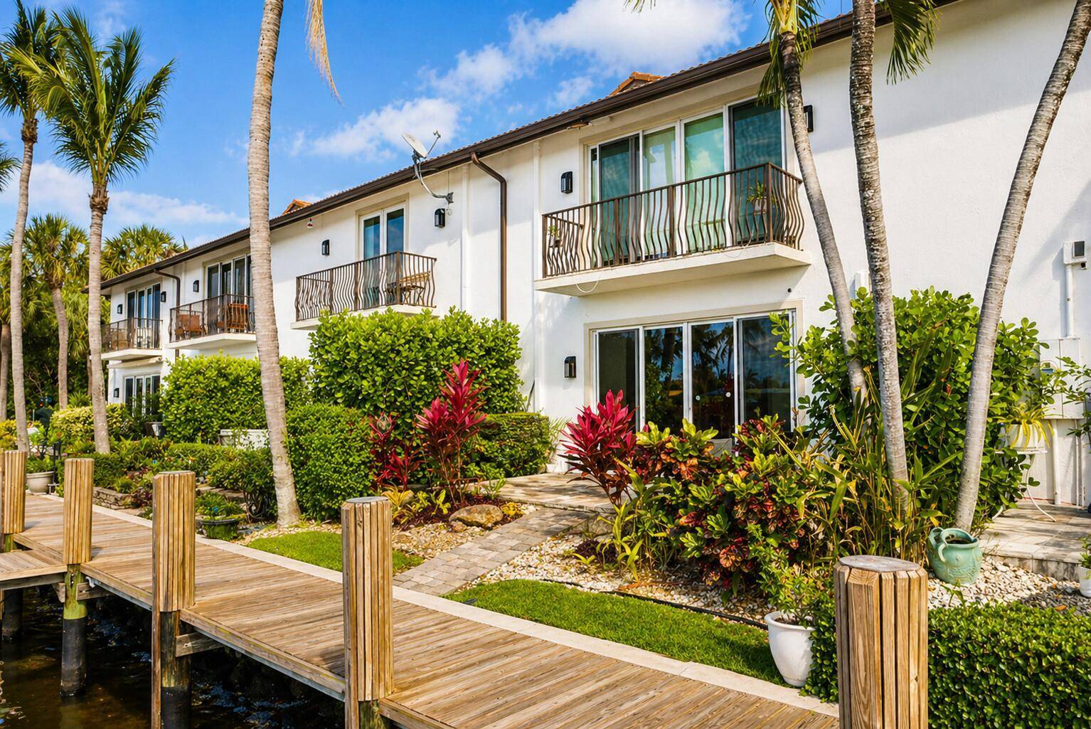 1365 SE 3rdPompano Beach - picture