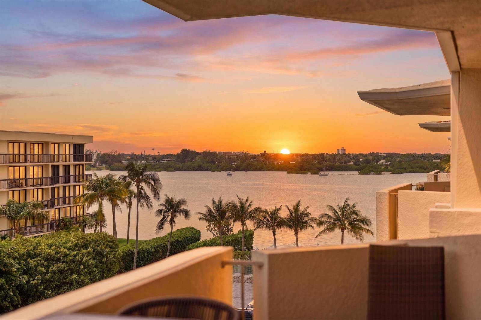2773 S OceanPalm Beach - CARLYLE HOUSE CONDO,Carlyle House condo unit 5140 - picture