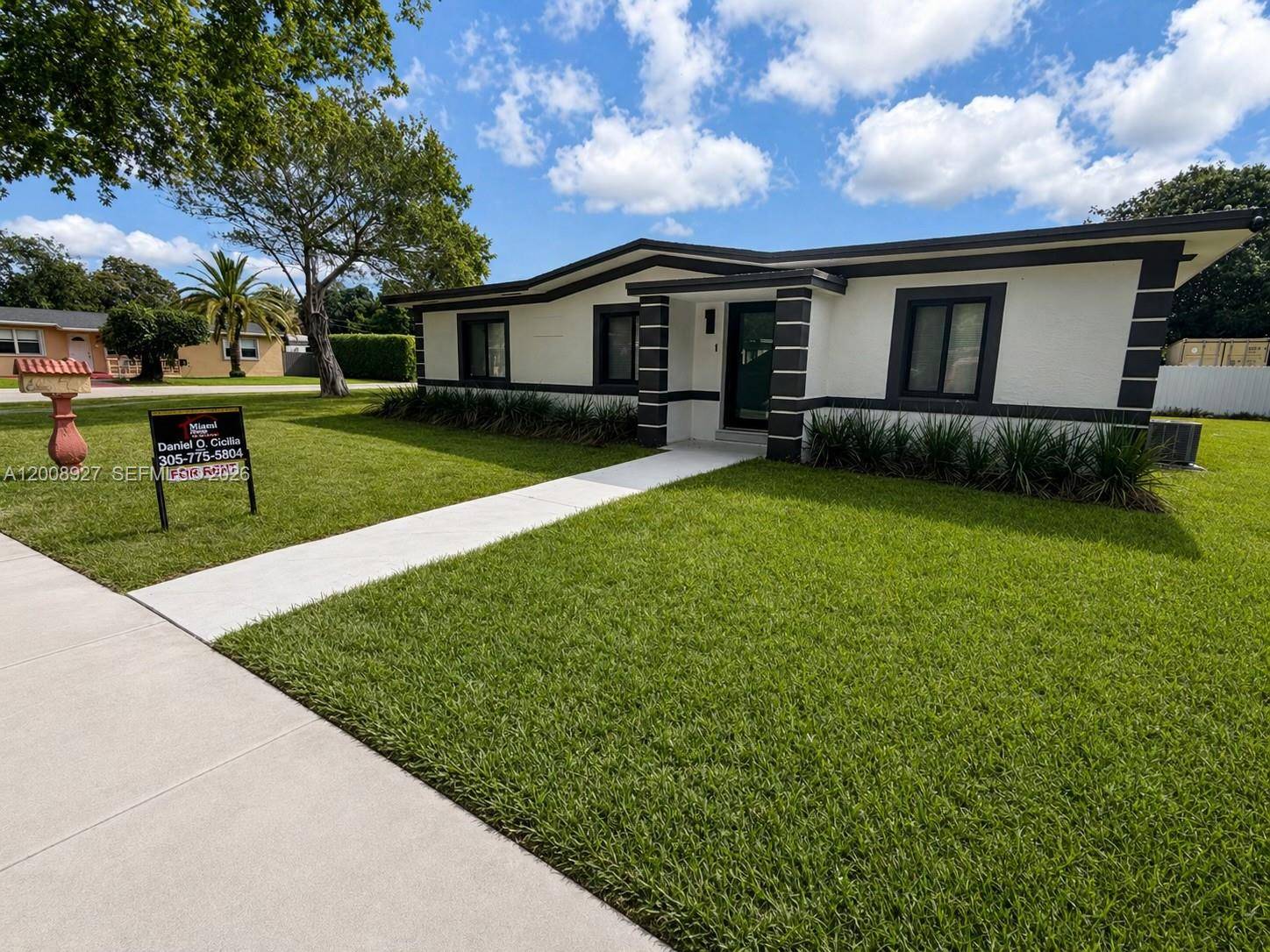 13885 NW 5th AveNorth Miami - picture