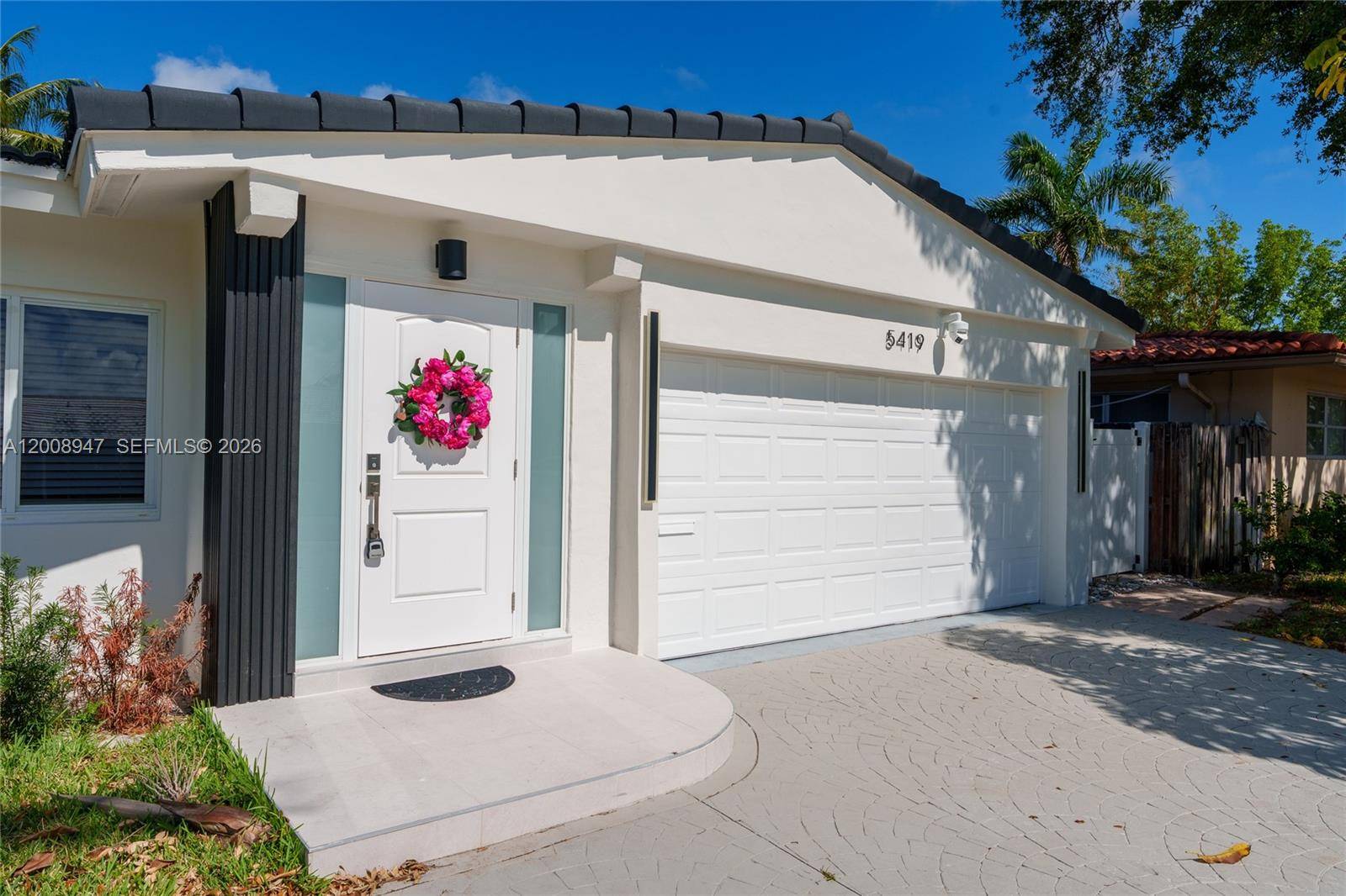 5419 NE 22nd AveFort Lauderdale - picture