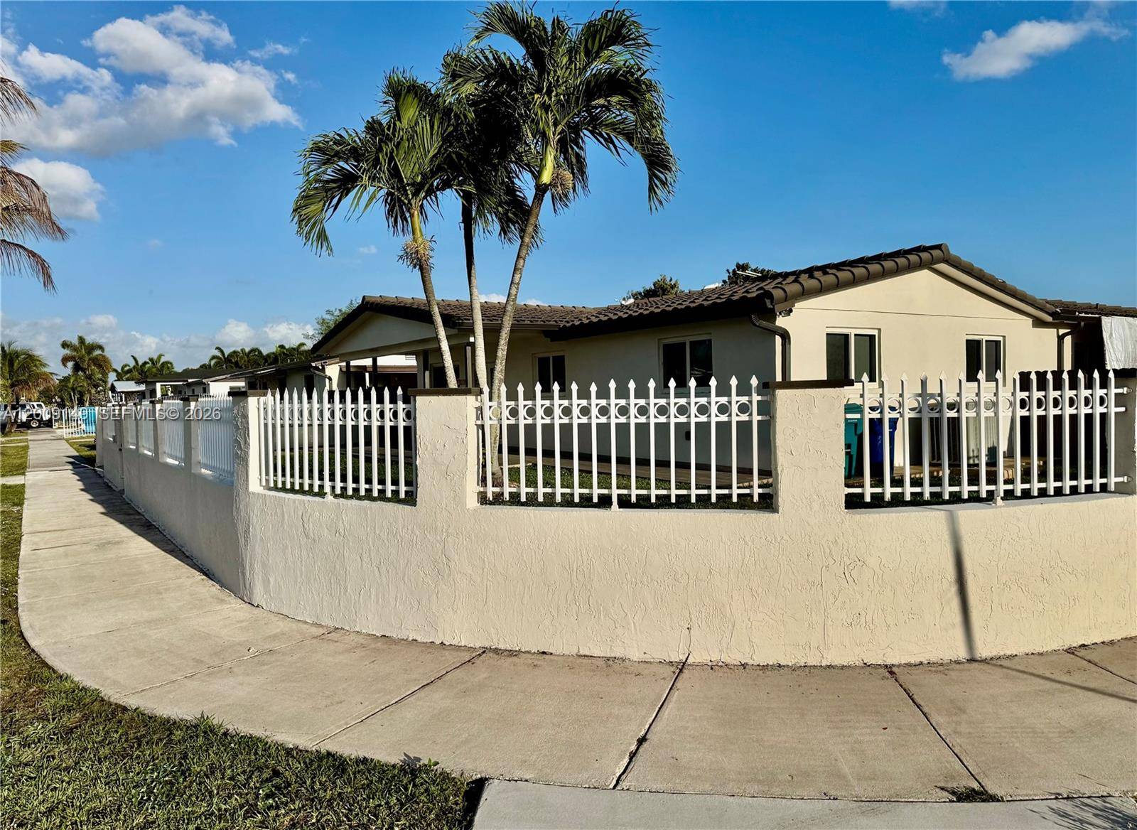 11770 SW 178th TerMiami - picture
